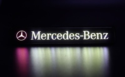 Suitable for Mercedes AMG luminous grille LED car light GLA E-Class E54 C200L