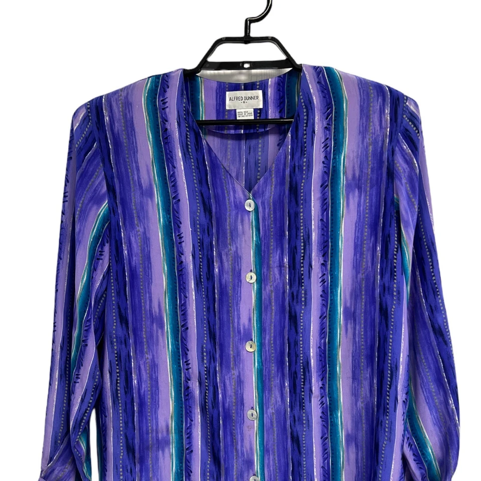 Blusa para mujer Alfred Dunner púrpura a rayas cuello en V abotonada 100 % seda talla 8 Foto 2 de 4
