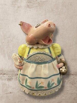 Miss Pig Artisan Pottery Jar Hand Made by S. Duncan 1984 Chicken Eggs Earrings