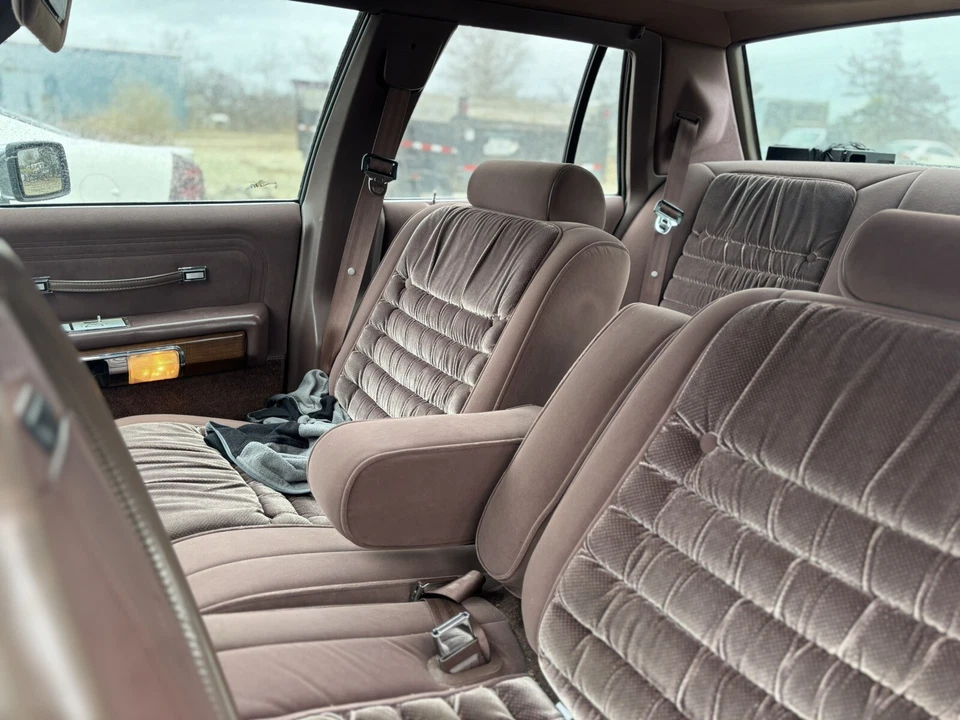 Mercury Grand Marquis LS 1991 sedán 4 puertas 5,0 L Foto 4 de 4