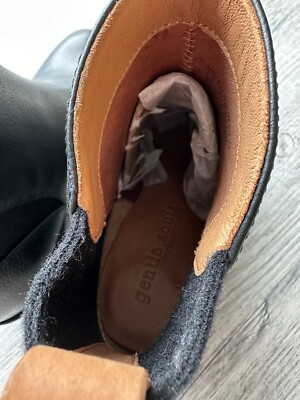 Gentle Souls by Kenneth Cole Clint Western Bootie Black  display picture 1