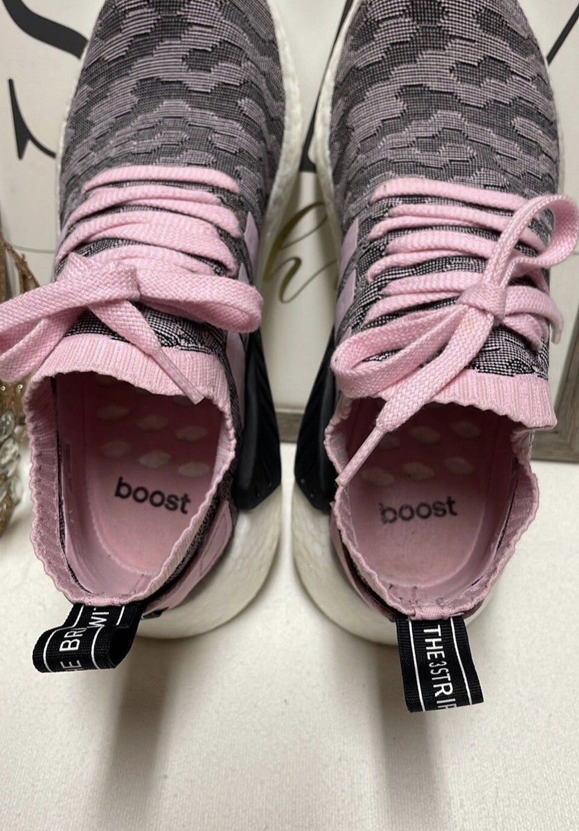 adidas gazelle silver green womens Adidas NMD R2 Primeknit Pink White main image 0