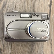 Fujifilm FinePix A205s Digital Camera 2.0 Mega Pixels Silver - NOT WORKING