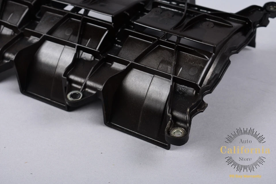 07-13 Deflector de aceite de motor Mercedes W212 E350 GL320 R350 OM642 6421800785 FABRICANTE DE EQUIPOS ORIGINALES Foto 2 de 4