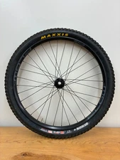 Stans Flow Mountain Bike Wheel & Maxxis Rekon Tire 27.5 x 2.8