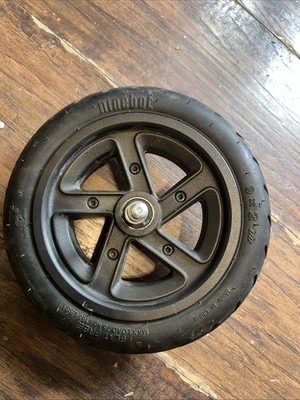 Segway Ninebot E22 300W Electric Kick Scooter - Dark Gray 