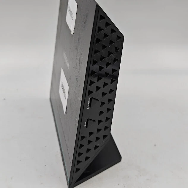 Netgear R6100 WLAN Router - Funktioniert, Gebrauchsspuren, Keine Zubehörteile - Bild 2 von 4