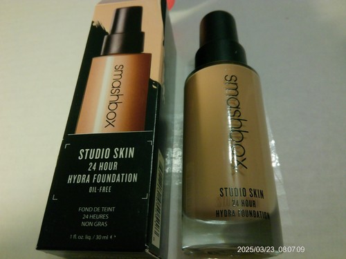 SMASHBOX STUDIO SKIN 24 HOUR WEAR HYDRA FOUNDATION OIL FREE NIB 1oz YOU PICK - Picture 19 of 57
