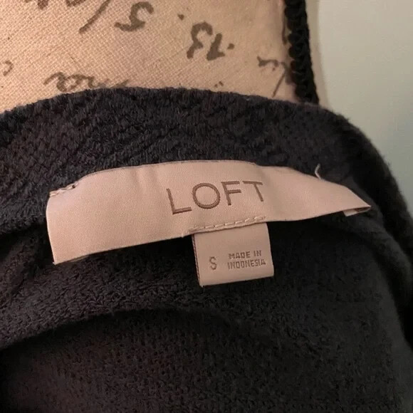 Dark Gray Patterned Long Sleeve Top - image 5