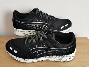 asics tiger gel lyte trainers