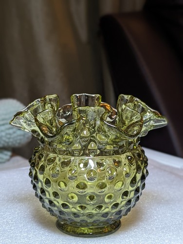 Vintage Fenton Green Ruffled Crimped Edge Hobnail Glass Rose Bowl Vase 4.25" T - Picture 7 of 11