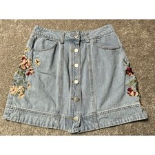 Retro Y2K Denim Embroidered Mini Skirt Medium Boho Festival Floral Casual Chic