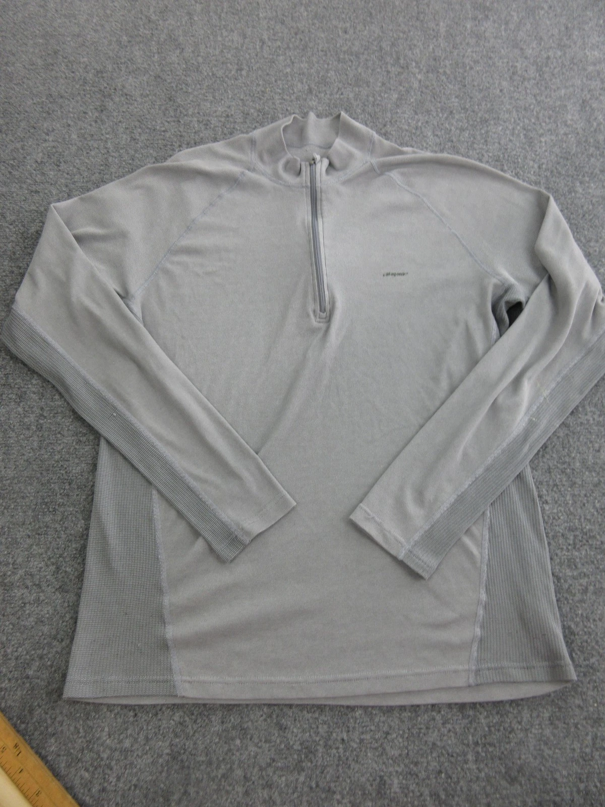 Patagonia Pullover Mens Large Gray 1/4 Zip Long Sleeve Athletic Base Layer Top