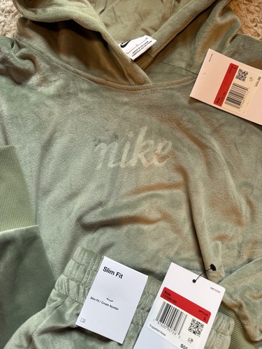 Nike Girls Youth large Track Suit - Picture 4 of 4