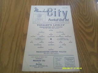 MANCHESTER CITY YOUTH V MANCHESTER UNITED YOUTH 1958 FOOTBALL PROGRAME