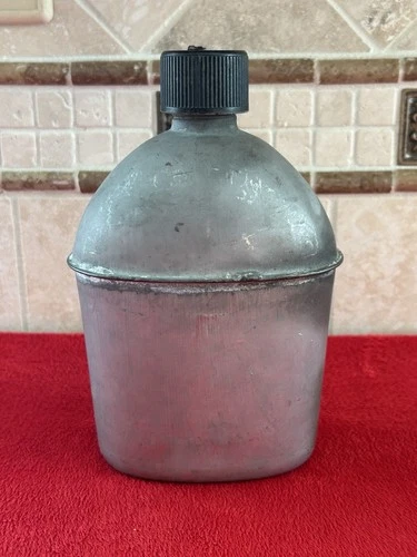WWII WW2 US Military Steel Canteen Dated 1944 Vollrath