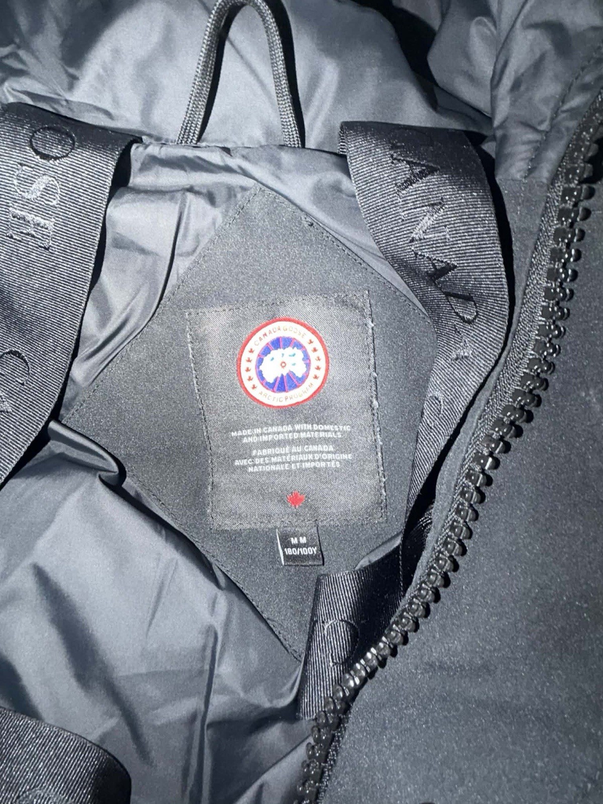 Canada Goose Macmillan Men's Parka Jacket Size M image 4