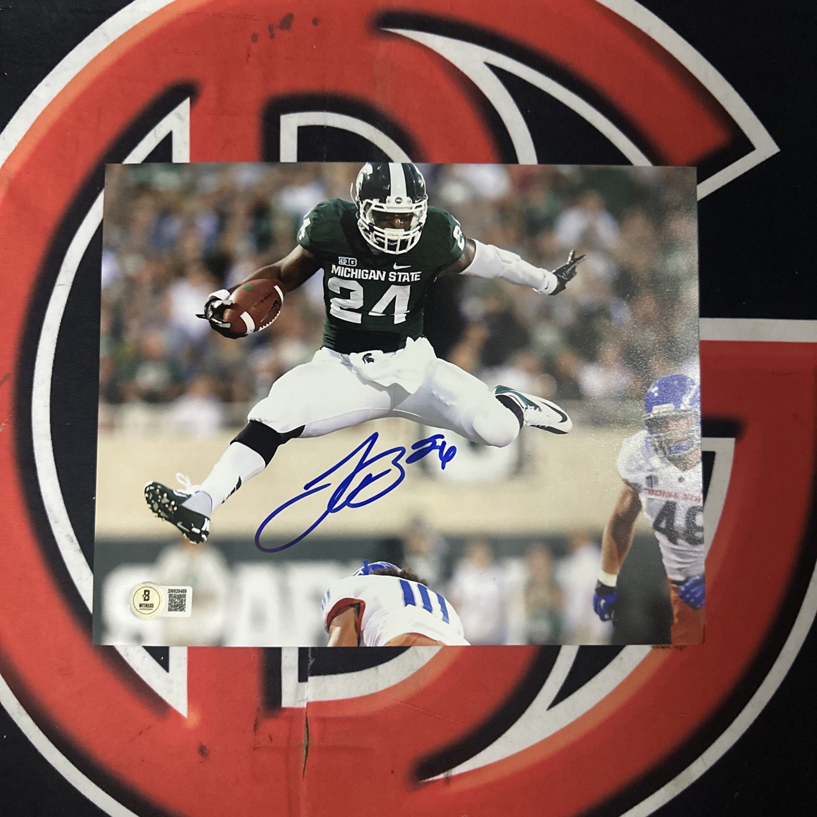 Le'Veon Bell Autographed Signed Michigan State Spartans 8x10 Photo Beckett BAS 