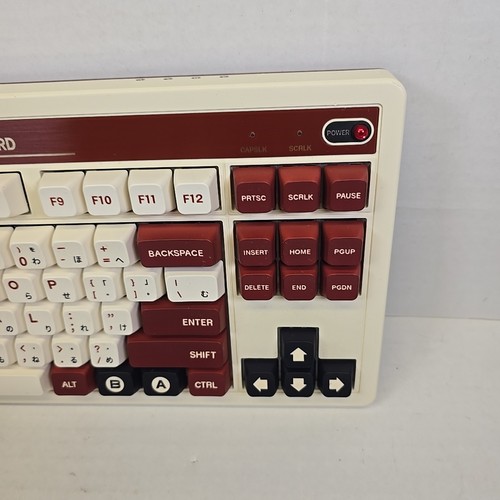 8Bitdo Retro FAMICOM EDITION Mechanical Keyboard Bluetooth/2.4G/USB-C Complete - 第 23/24 張圖片