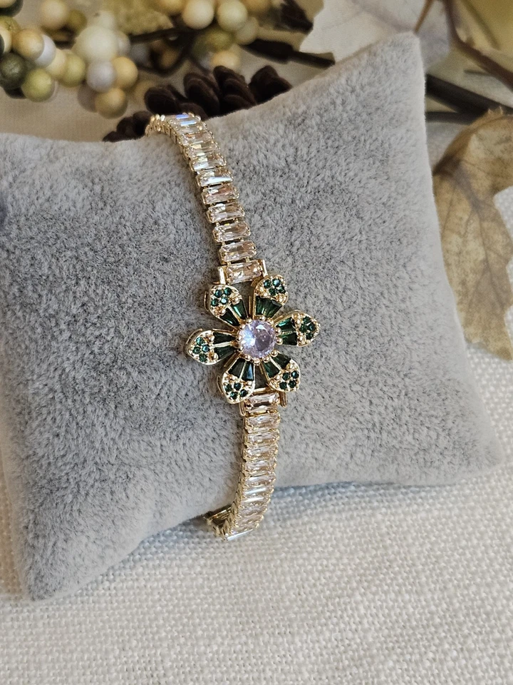 Pulsera tenis rellena de oro de 18k Foto 4 de 4