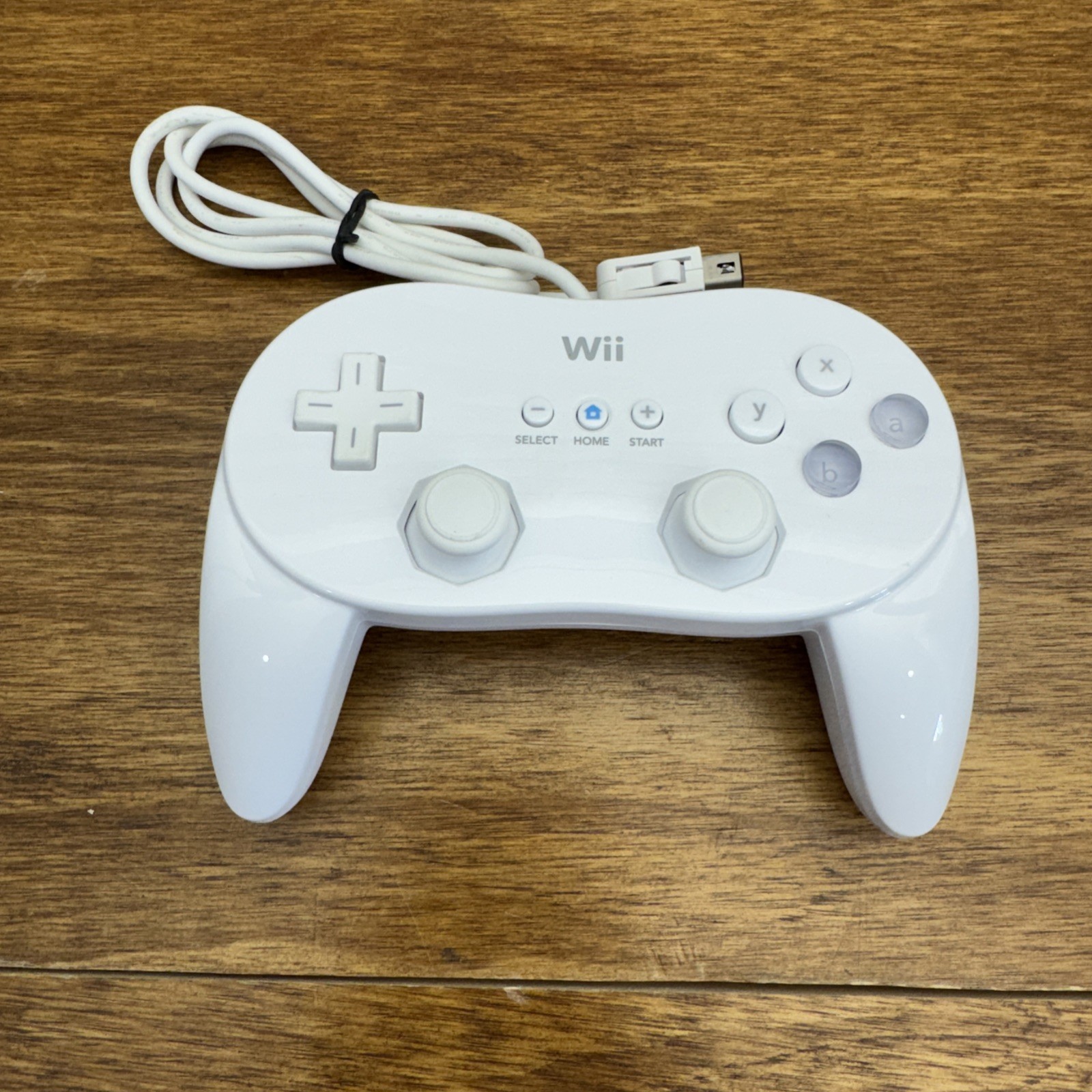 Official Nintendo Wii Pro Controller Classic White RVL-005 OEM Tested Working