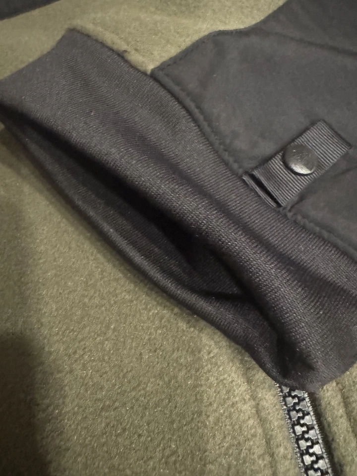 North Face men’s Denali 2 Hoodie Fleece Jacket taupe green LG BNWT authenti - Image 4 of 4