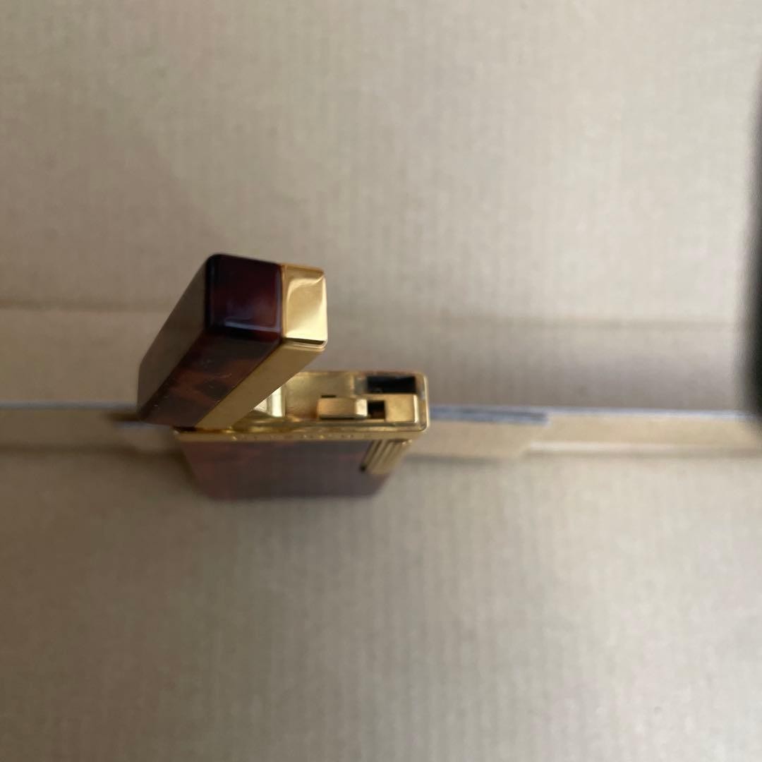 Givenchy Vintage Lighter Retro Collectible Used thumbnail 4