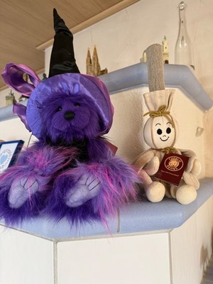 Charlie Bears ''Broom & Sticks''