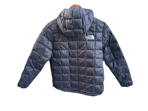 The North Face Thermoball Hooded Puffer Jacket Boy M 10 Outdoors Black EXCELLENT - Picture 2 of 8