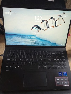 LG Gram 15Z90S 15.6'' FHD Touch Ultra 7 Processor 155H 16GB 1TB SSD Good B
