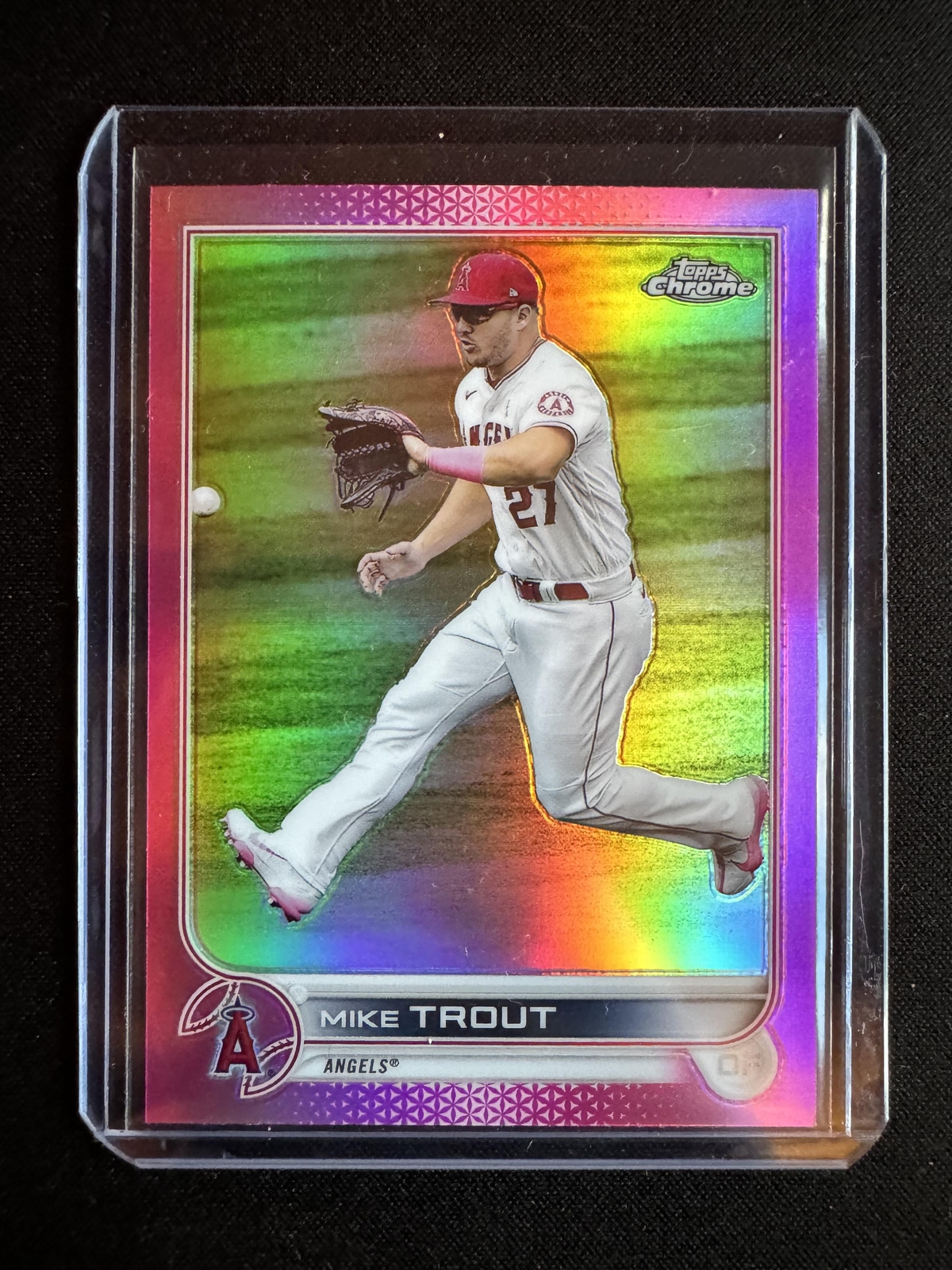2022 Topps Chrome Mike Trout Pink Refractor #200 - Los Angeles Angels