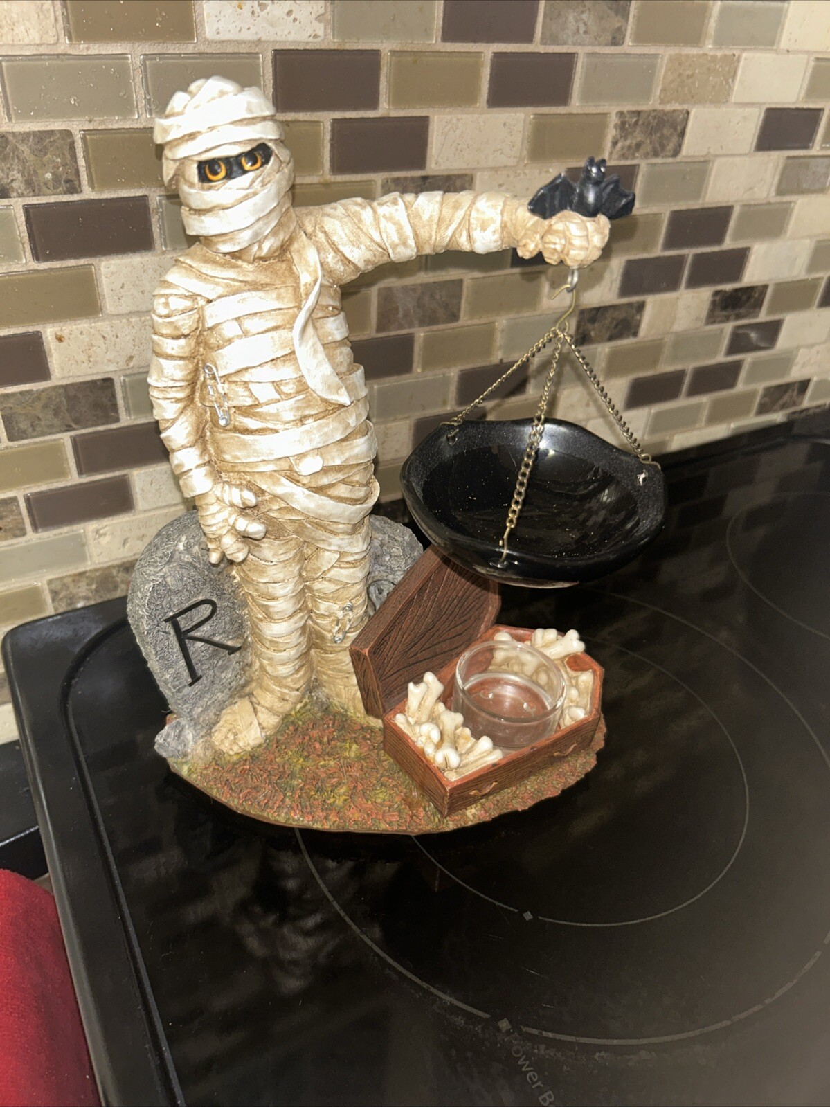 Spooky Yankee Candle Mummy Hanging Coffin Tart Warmer Holder