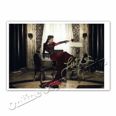 Lana Parrilla  Regina Mills / Evil Queen Once Upon A Time ...  Autogrammfoto |8|