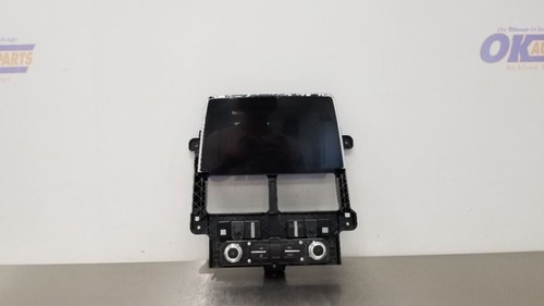 23 GMC YUKON XL 1500 RADIO AUDIO CONTROL PANEL WITH DISPLAY 86823150