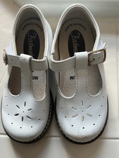 Footmates EUC White Sherry Leather girls Mary Jane Rubber Sole Shoe Size 7.5