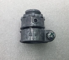 Arlington Industries L421 1/2" Short Thread Squeeze Connector