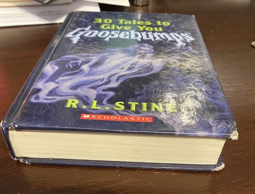 30 Tales to Give You Goosebumps, R. L. Stine - Picture 5 of 6