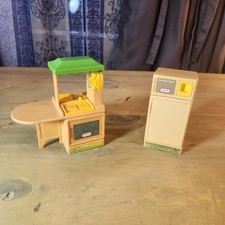 Vintage Little Tikes Dollhouse Refrigerator AndKITCHEN ISLAND Stove Sink Phone