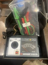 Megger 210170 Analog Hand Cranked Insulation Resistance Tester Pre Owned used
