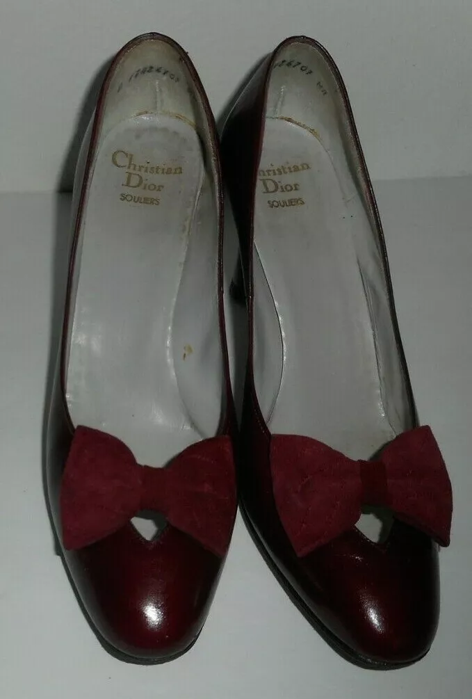 Christian Dior Shoes 1961 Roger Vivier  Advertisement  Christian dior  shoes Roger vivier Roger vivier shoes