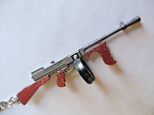 THOMPSON SUBMACHINE GUN  (  Tommy Gun 9-MM  DRUM   )   KeyChain  *Free  Shipping