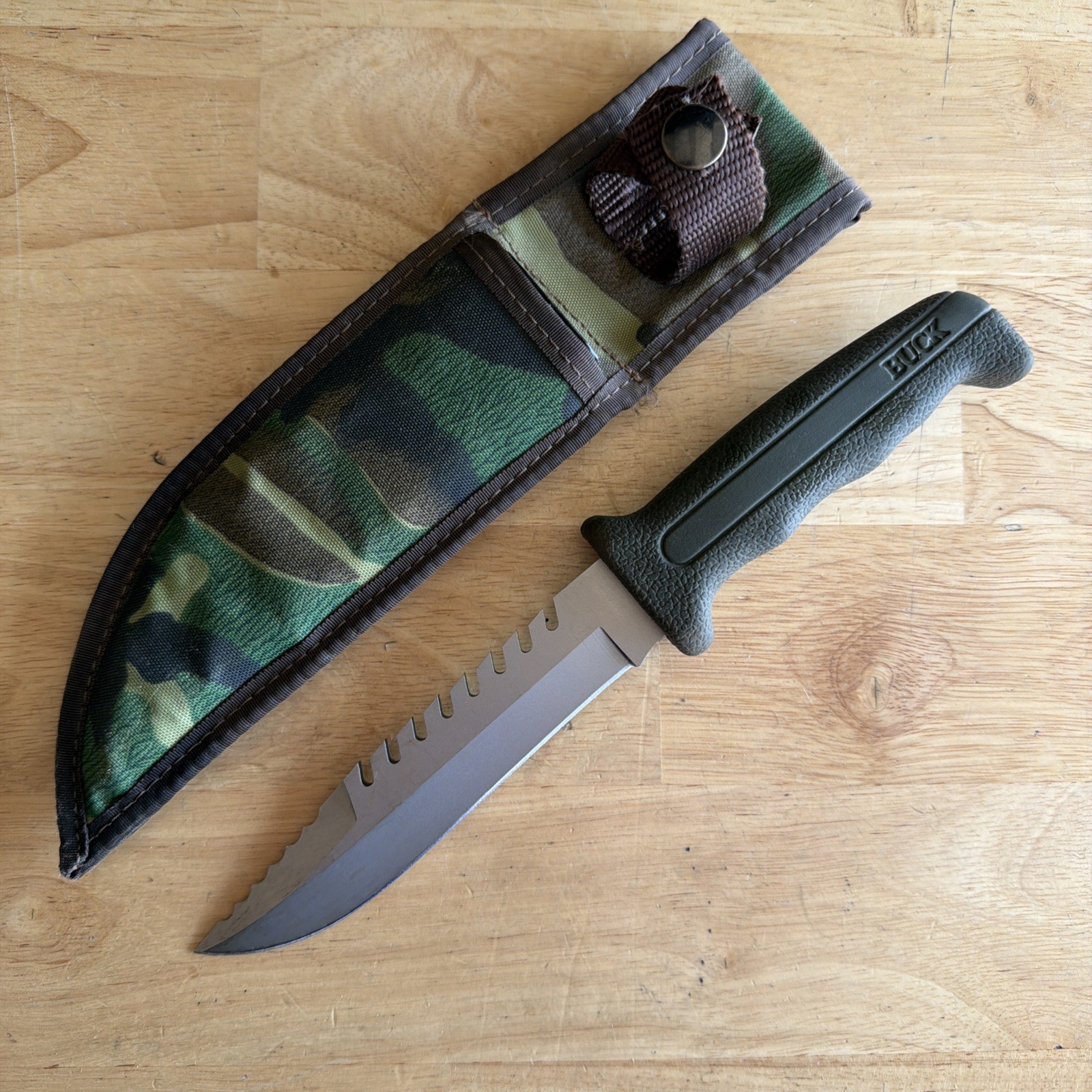 Buck Fieldmate Knife Saw-Back W/ Camo Sheath 639 Vintage 1988 Made in USA