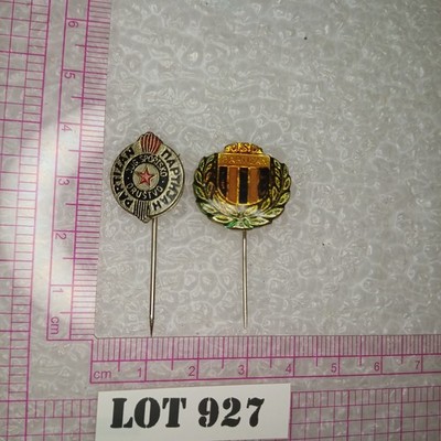 Vintage FC PARTIZAN JSD PARTIZAN Belgrade Football Soccer Club Pin 2/1 LOT 927