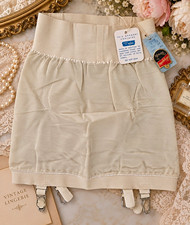 Vintage Girdle / Corset with Garters Size 16 Beautiful vintage 1950s