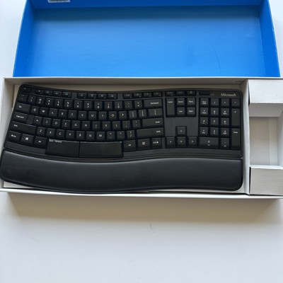 Microsoft Sculpt Comfort Keyboard Wireless Black Model 1531 - No Receiver/ Mouse