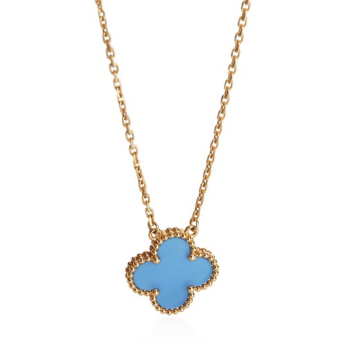 Van Cleef & Arpels Yellow Gold Agate Vintage Alhambra Pendant