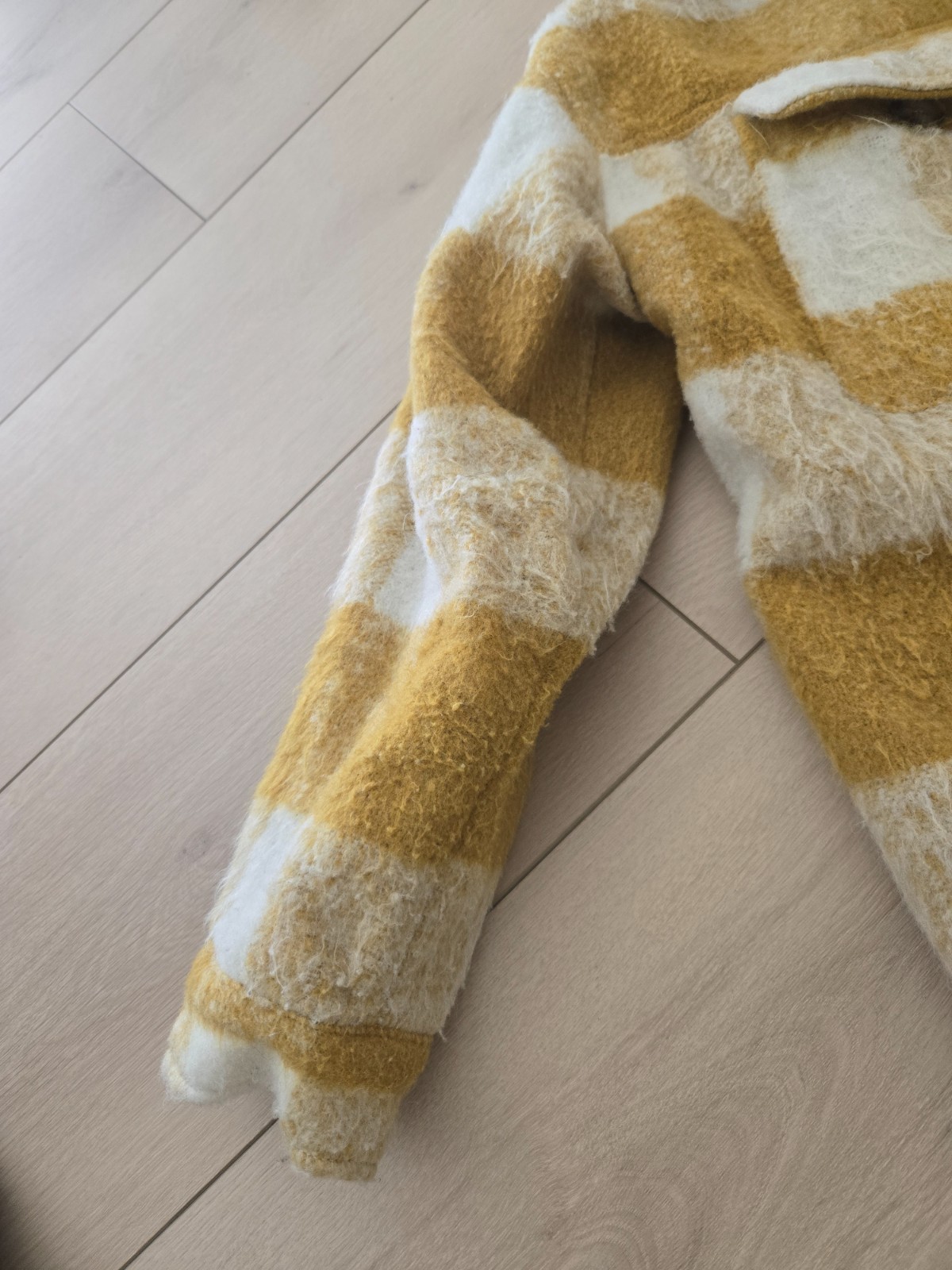 Universal thread Brushed oversized plaid shirt ja… - image 2