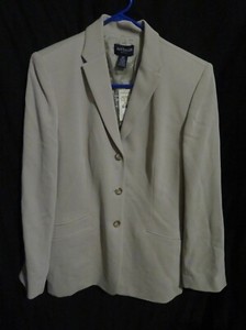 beige petite blazer