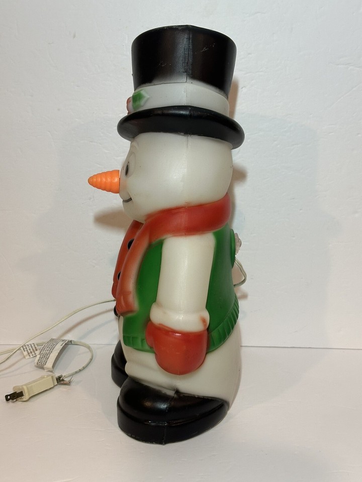 Vintage General Foam Plastics 18" Blow Mold Snowman Christmas Lights Up