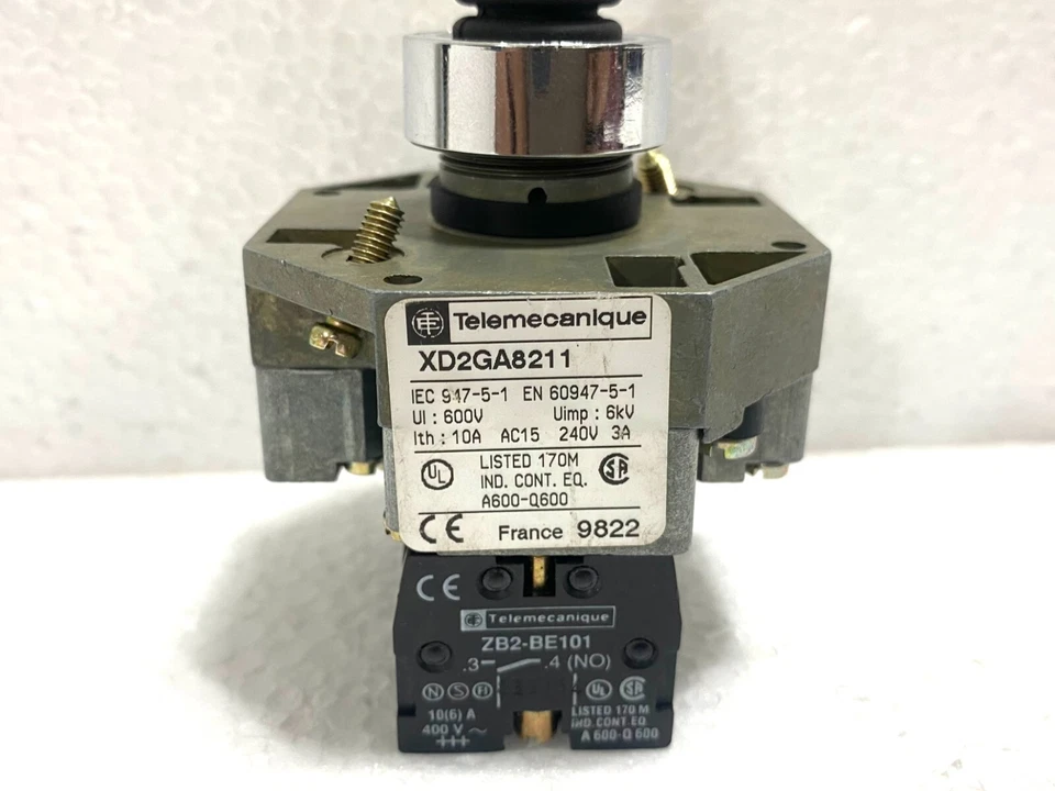 Controlador Joystick Schneider Electric XD2GA8211 Foto 2 de 4